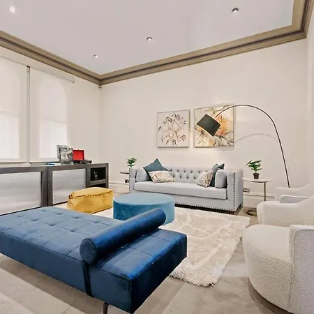 Panorama Firework View - Classic 4-Level Terrace Style Living In Kirribilli !!!-2