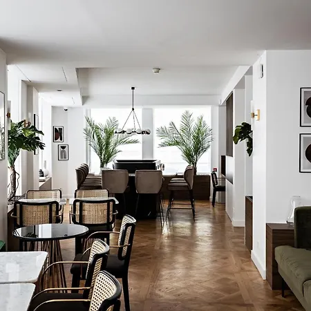 Holiday Inn Paris Palais De L'Elysee By Ihg-2