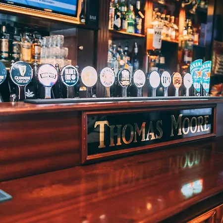 Thomas Moore Inn-3