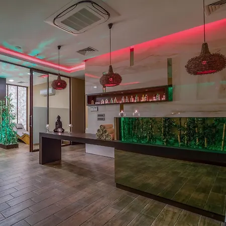 Holiday Inn Antalya - Lara By Ihg-3