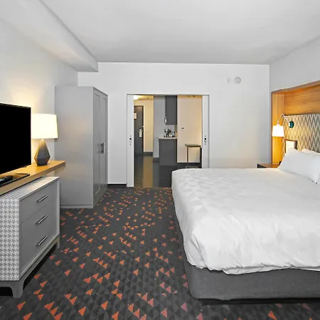 Holiday Inn Hotel & Suites - Calgary Airport North By Ihg-3