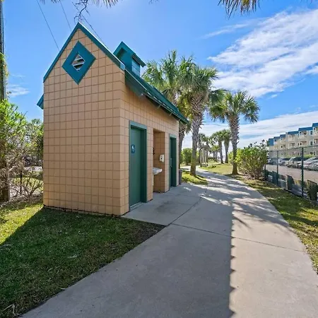 Shore Drive, Myrtle Beach 2 Bd/2Ba Condo-2