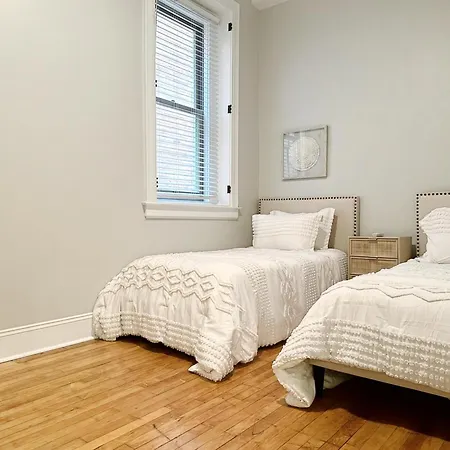 The Historic Lyric Presidential Suite-2