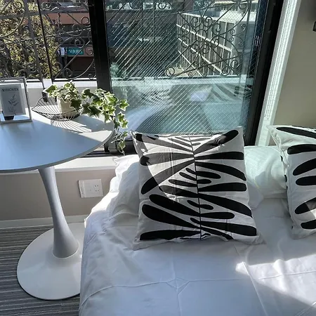 Comma House Shinjuku 402-2