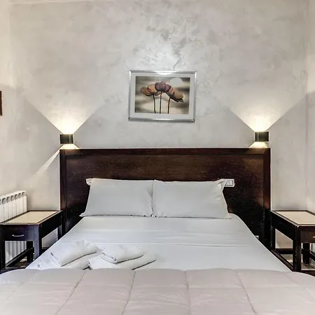Hotel Family House-2