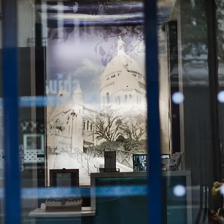 Prince Albert Montmartre-2