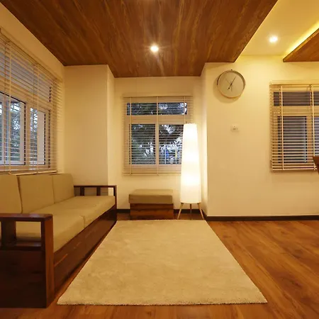 Green Wood Hill Cottage-2
