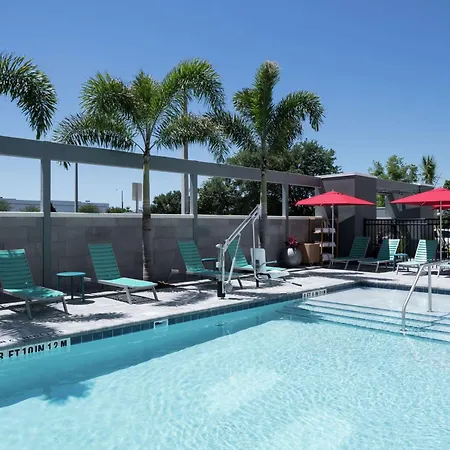 Home2 Suites By Hilton Orlando Airport-3