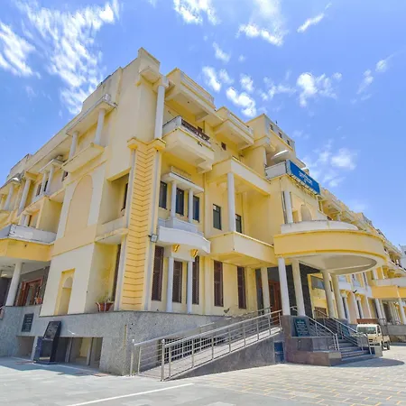 Hotel Anuvibha Malviya Nagar-2