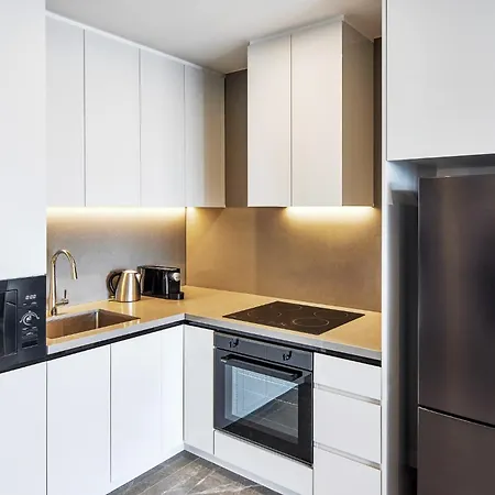 Meriton Suites George Street, Parramatta-2