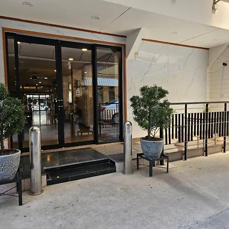 Dynasty Inn-2