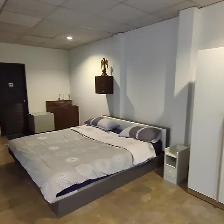 Flourish Apartments Sukhumvit 39-3