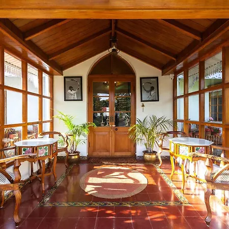 Stayvista'S Greenwood Bungalow - 6Bhk Mountain-View Villa With Table Tennis & Bbq-2