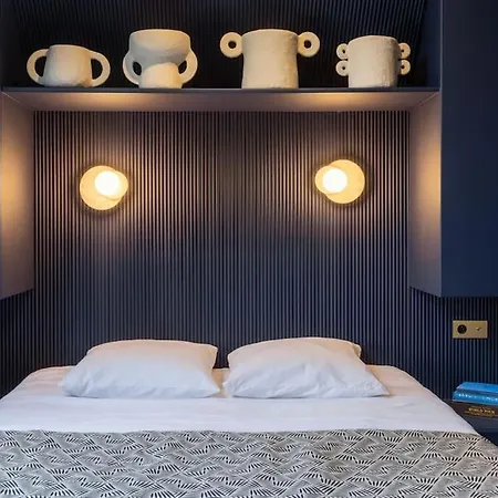 Midnight Suite - Marais-2