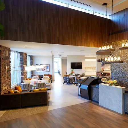 Hyatt Place Las Vegas At Silverton Village-3