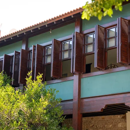 House 5 Hotel-2