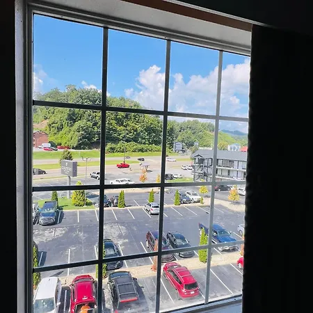 Country Inn & Suites By Radisson, Pigeon Forge South, Tn-2