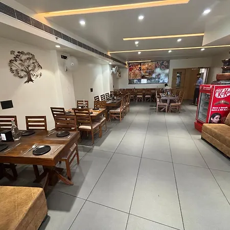 Hotel Anju Shree Inn-Near Jaipur Airport Terminal 1-2