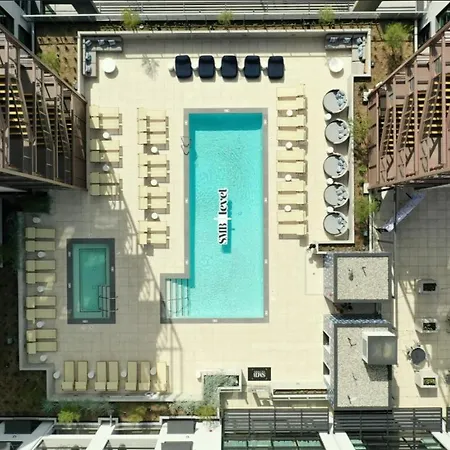 Level Hollywood-3
