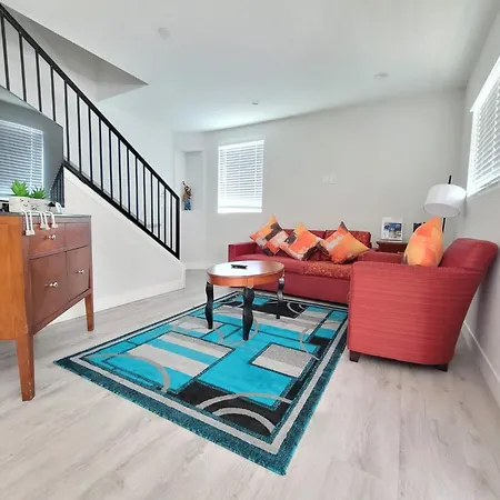 Stayspro - Hollywood Homes Minutes To Everything Spacious And Free Parking-3