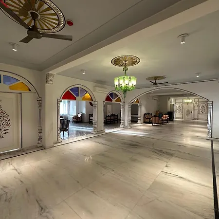 Dyore House By Bharat Mahal Palace-2