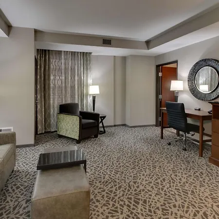 Drury Plaza Hotel Milwaukee Downtown-3