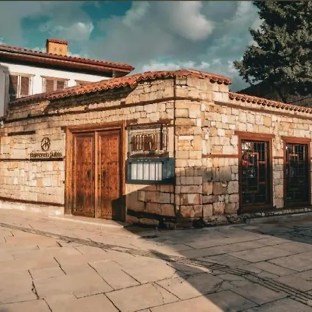 Belmondo Suites Old Town Antalya-3