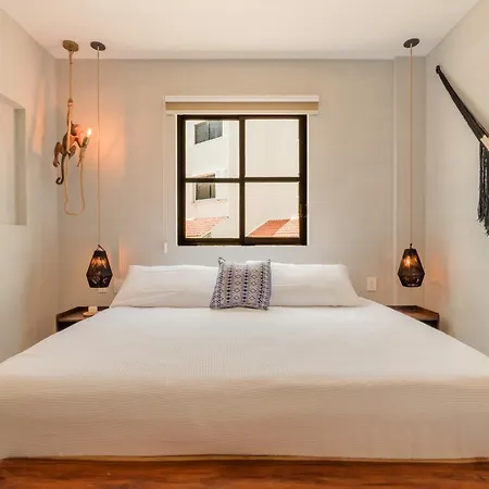 *Casa Aluxes- Guesthouse*-2