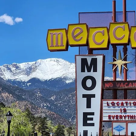 Mecca Motel-2