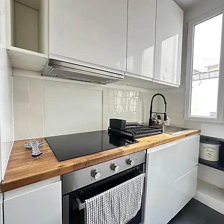Le Voltaire Apartment - Paris Center-2