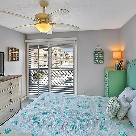 Two Bedroom Steps From The Beach! Shore Dr!-3