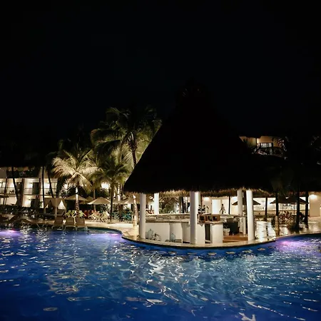 The Reef Coco Beach Resort & Spa-3