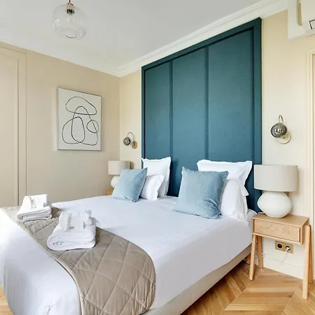 Pick A Flat'S Apartment In Invalides - Avenue De Breteuil-3