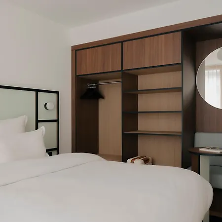 Edgar Suites Hameau - Porte De Versailles-2