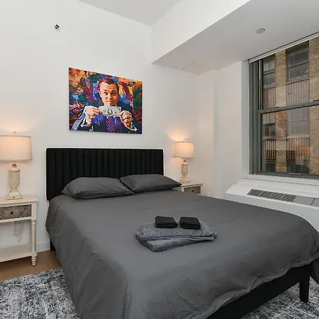 The Wolf Of Wall Street Apartment-2