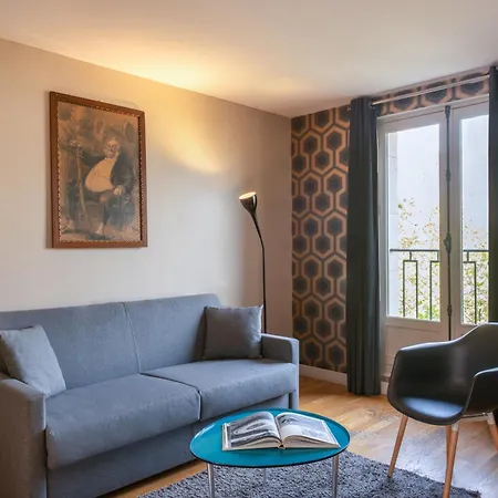 Hotel Helzear Champs-Elysees By Esteem-2