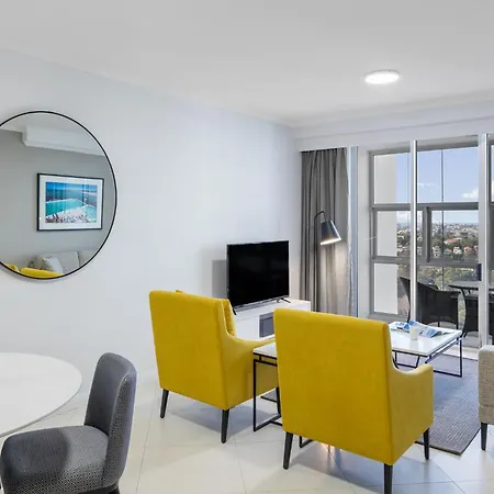 Meriton Suites Bondi Junction-3