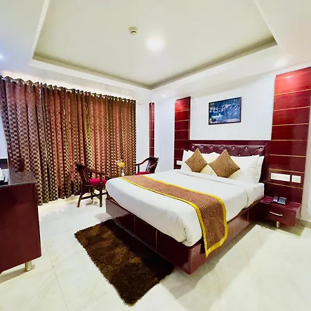 Hotel Pearl Grand White Near Volvo Bus Stand #Private Parking #Heated Rooms #In City Centre-2