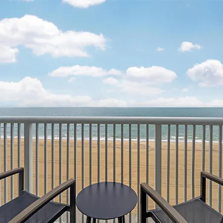 Hampton Inn Virginia Beach Oceanfront North-2