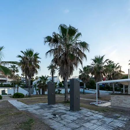 Tourist Hotel-2