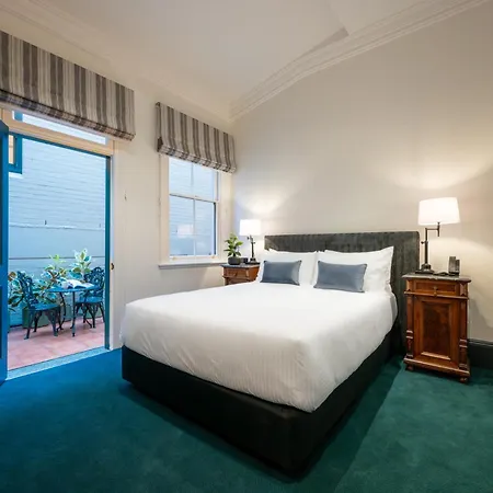 The Russell Boutique Hotel-3