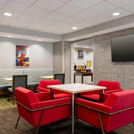 Hampton Inn Las Vegas/North Speedway-3