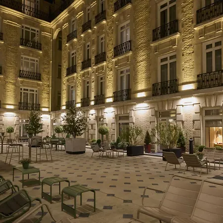 Fraser Suites Le Claridge Champs-Elysees-2