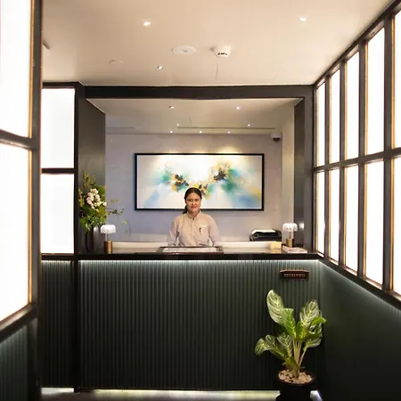 The Gravitique Hotel Khaosan-2
