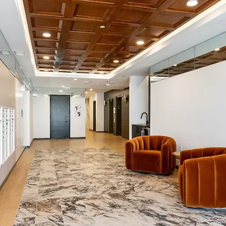 Westwood Penthouse 3 Bedroom 2 Bath W Gym, Balcony, Parking-3