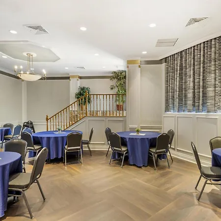 Best Western Queens Gold Coast-2