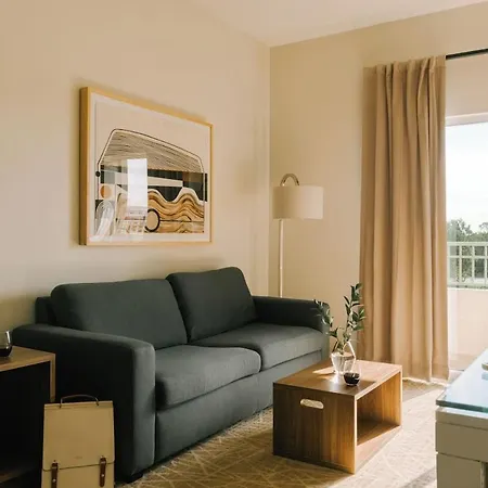 The Point Hotel & Suites-2