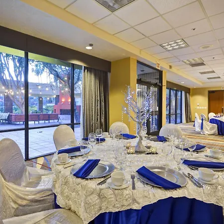 Doubletree By Hilton Phoenix North-3