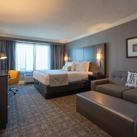 Cottonwood Airport & Expo Hotel Louisville-3
