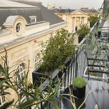 Hotel Les Dames Du Pantheon-3